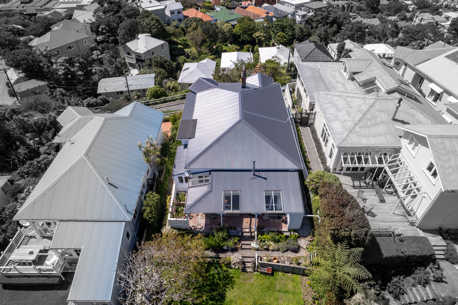 High aerial shot of a house in Kelburn
